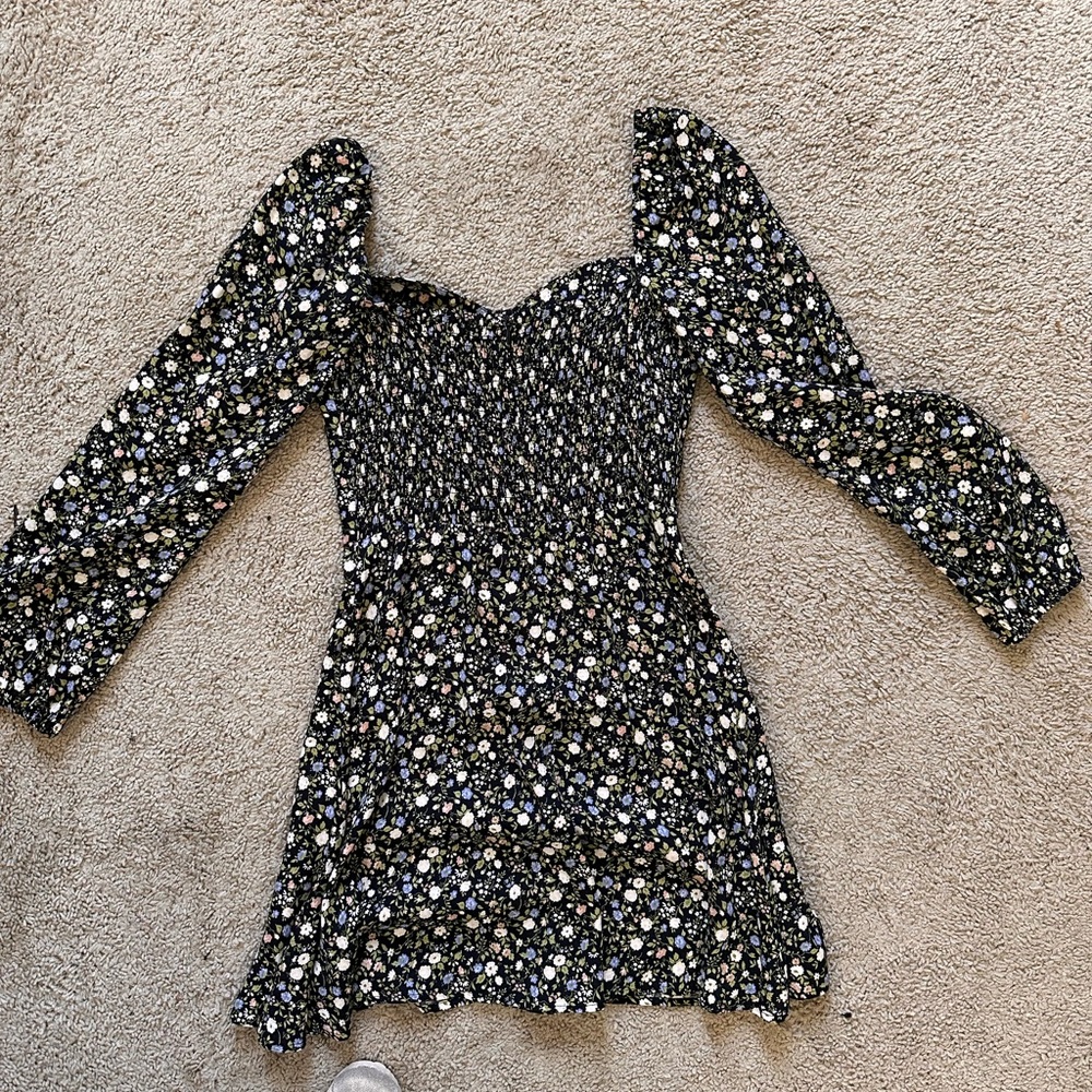 Reformation Spring Dress - Picture 4 of 5